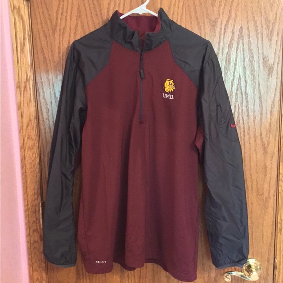 Nike Jackets & Blazers - UMD dri-fit jacket